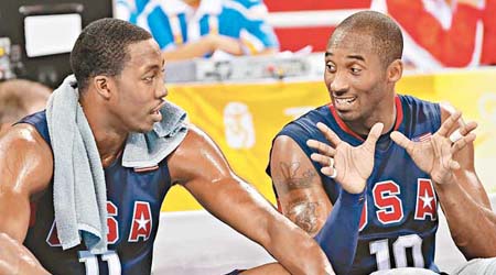 高比拜仁（右）同杜域侯活曾經合作助美國男籃奪得京奧金牌。
