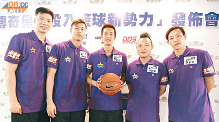 （左起）蔡芳裕、方誠義、呂楚威、香振強及潘志豪組成星級教練團。