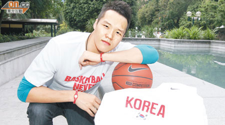 周健宏努力爭取入籍韓國，為未來轉戰韓國聯賽鋪路。