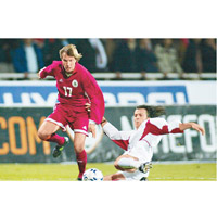安祖史杜錫（左）於球員時代曾代表拉脫維亞踢歐國盃。（資料圖片）