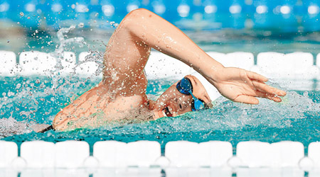 何詩蓓於摩納哥奪得200米自由泳金牌。（資料圖片）