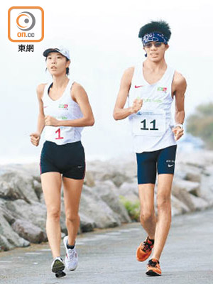 程小雅（左）與錢文傑雙雙出戰香港競走賽。