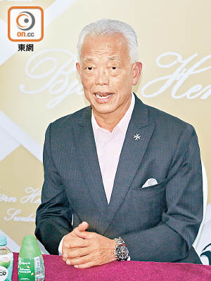 標準流浪會長 莫耀強