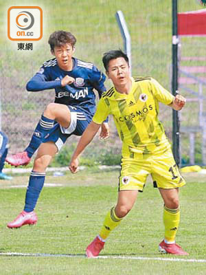 香港飛馬2:3理文<br>理文15歲小將羅焯熙（左）地標戰即贏波。