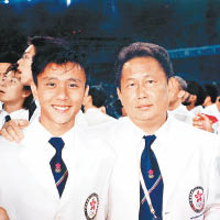盧均宜與李輝立感情要好，圖為二人2002年一同參加釜山亞運。（標準流浪提供）
